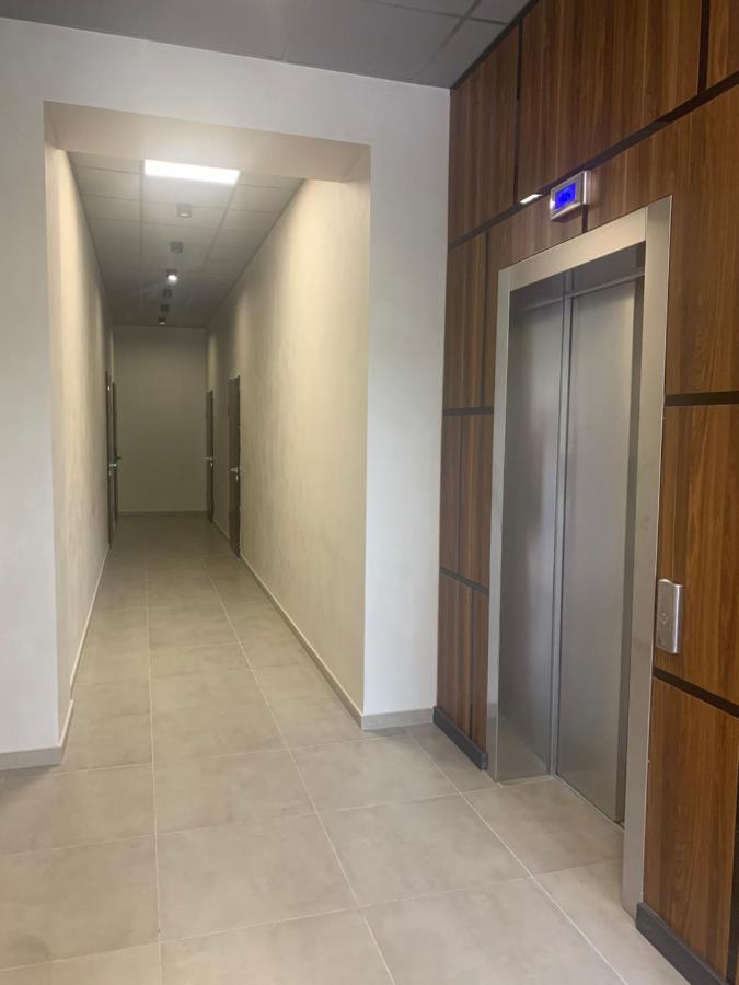 у моря на пляже однокомнатные апартаменты 39 метров купаемся в море Одесса Экстерьер фото